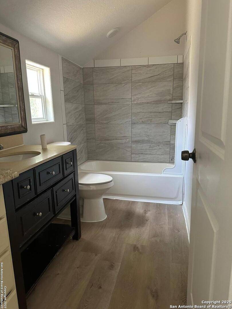 San Antonio, TX 78201,2032 Olmos UNIT 2