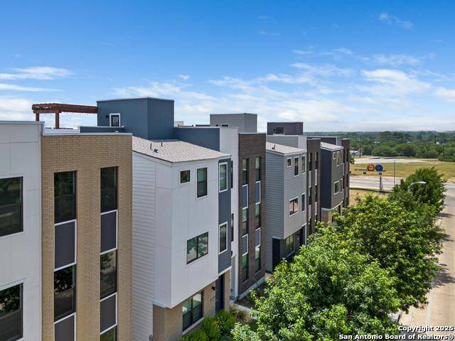 San Antonio, TX 78235,7942 Kennedy Hl #8 UNIT 8