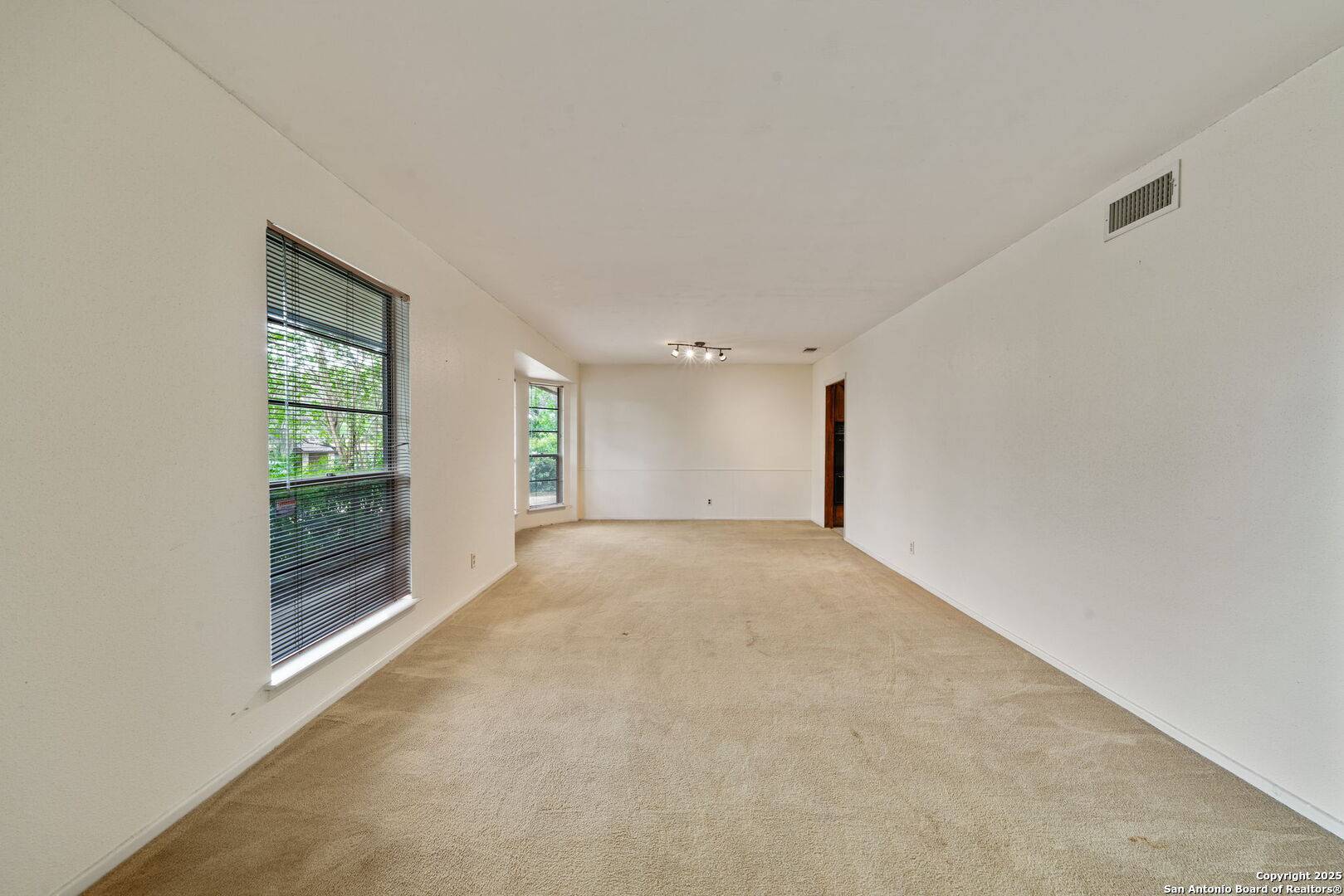 San Antonio, TX 78232,2822 Low Oak