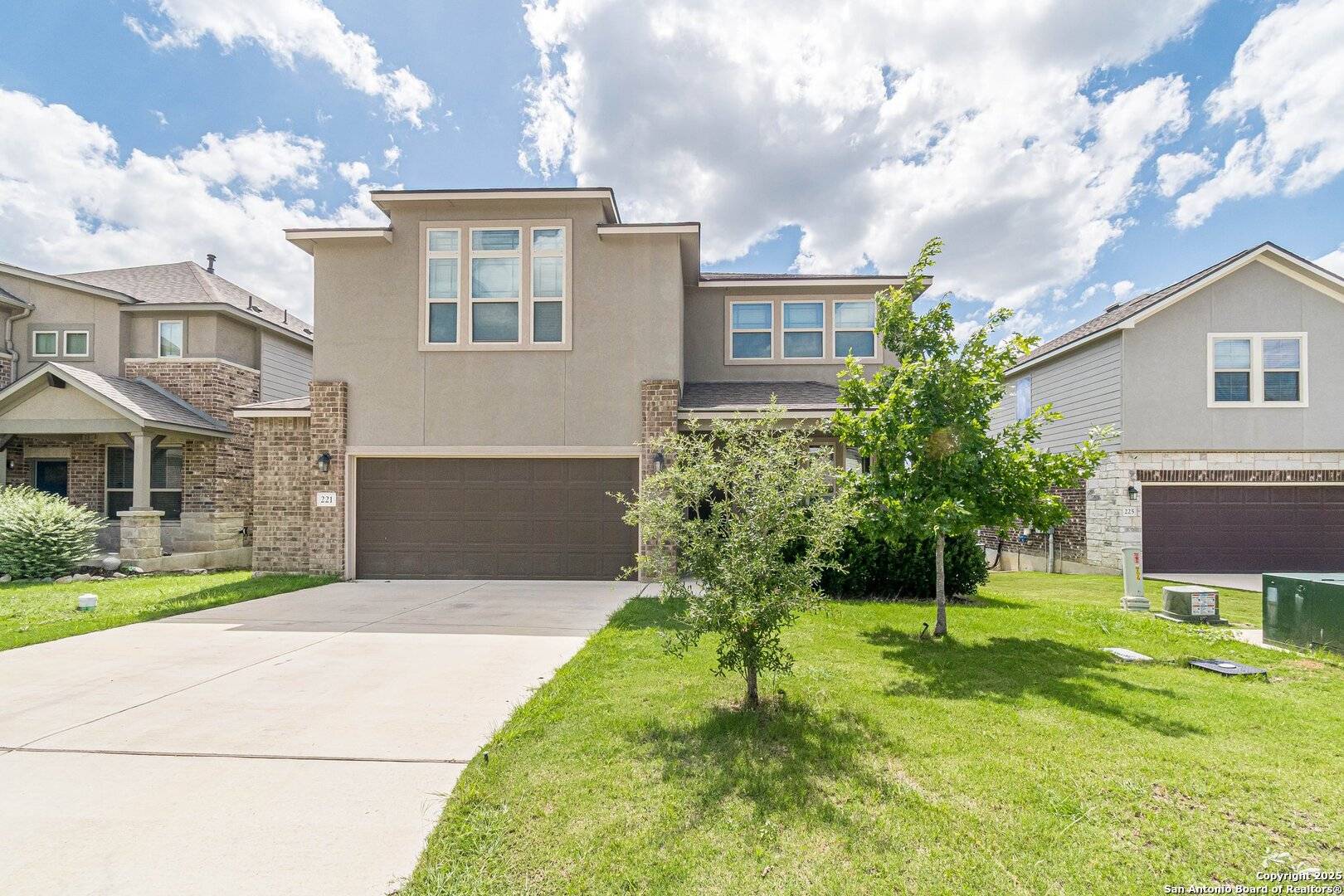 Spring Branch, TX 78070-6527,221 TREBLE KNL