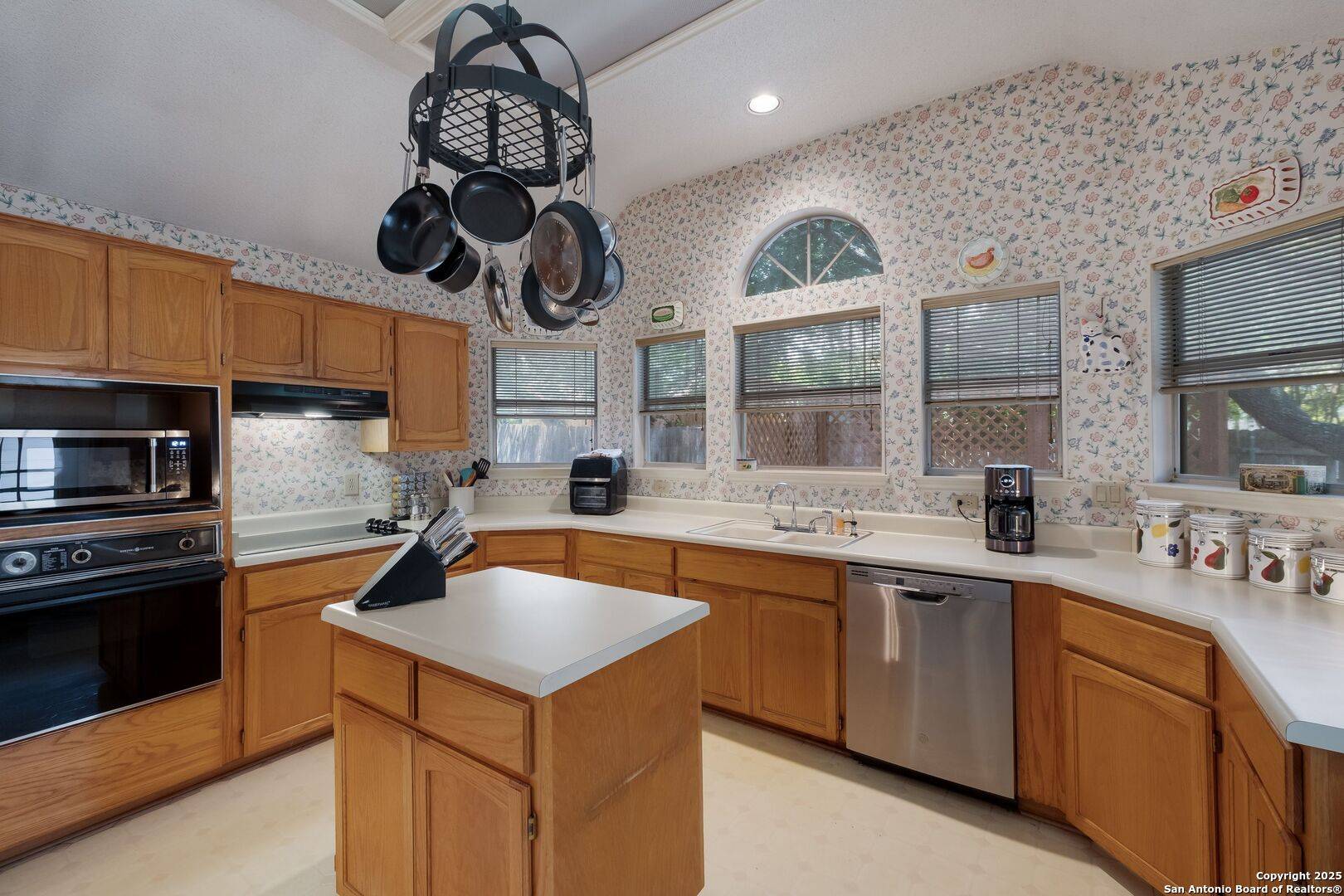 San Antonio, TX 78250,5626 Timber Stream