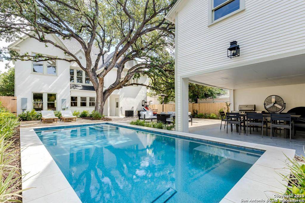 San Antonio, TX 78212,264 Lullwood