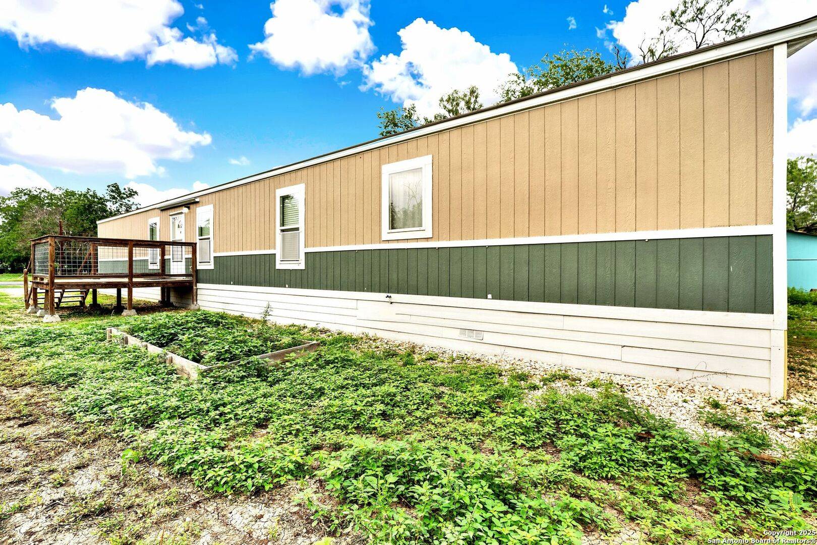 Hondo, TX 78861,2109 17th