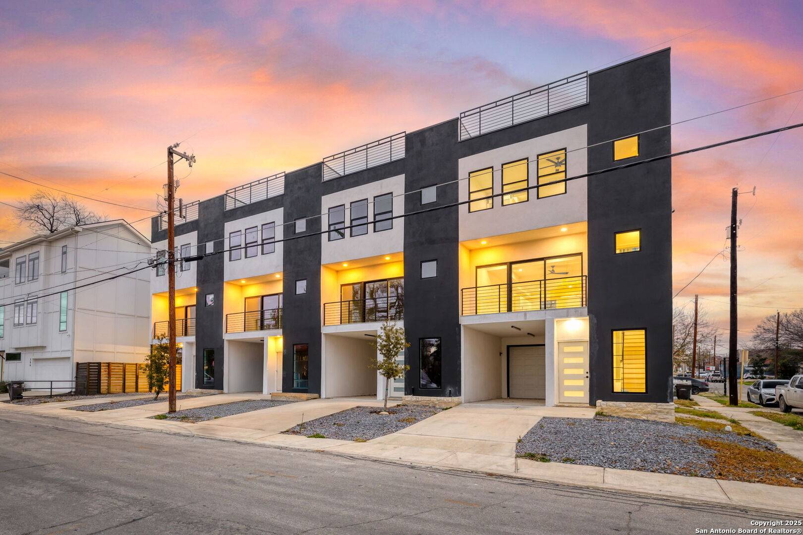 San Antonio, TX 78203-1238,310 Mesquite St UNIT 102