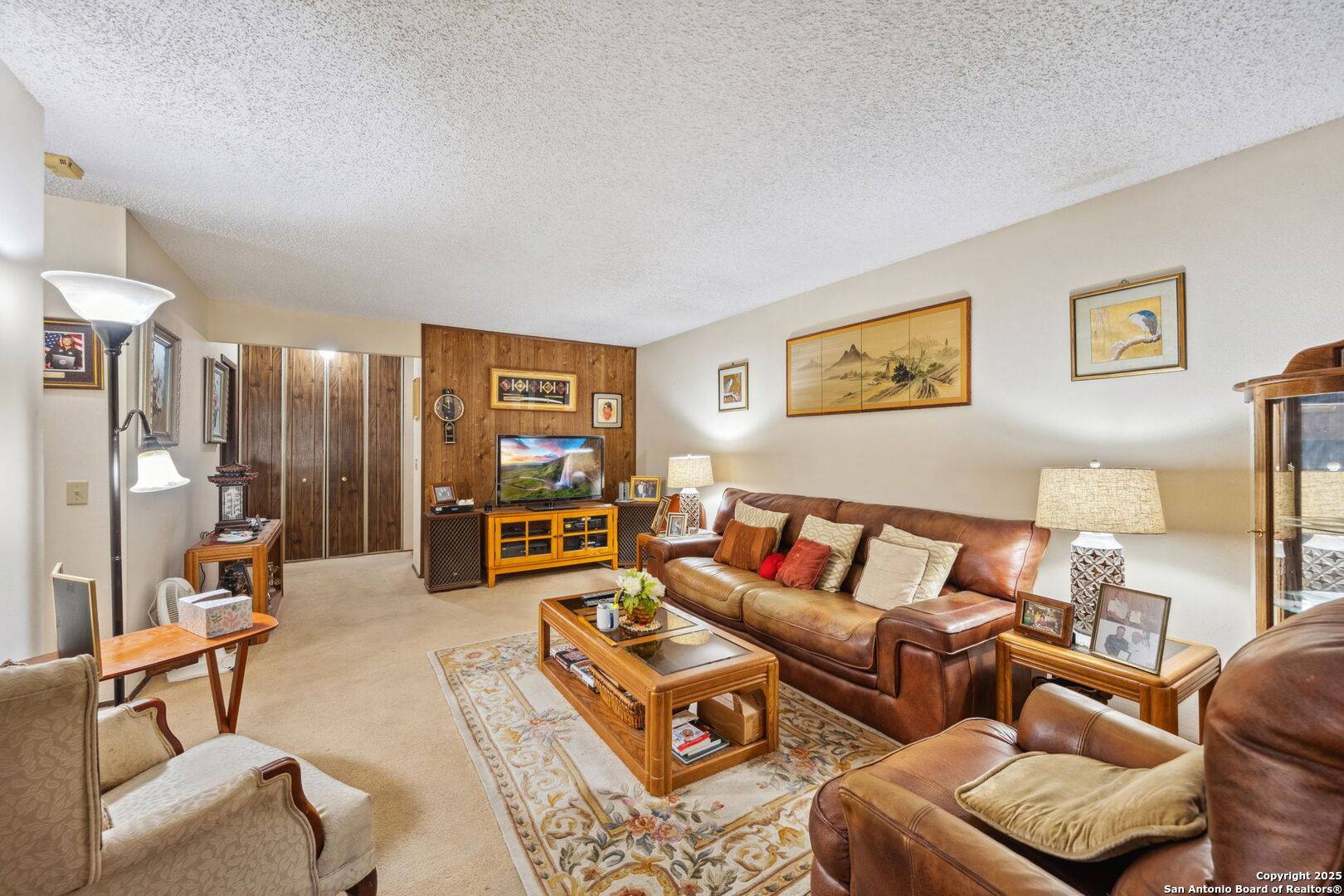 Live Oak, TX 78233,11017 White Sands