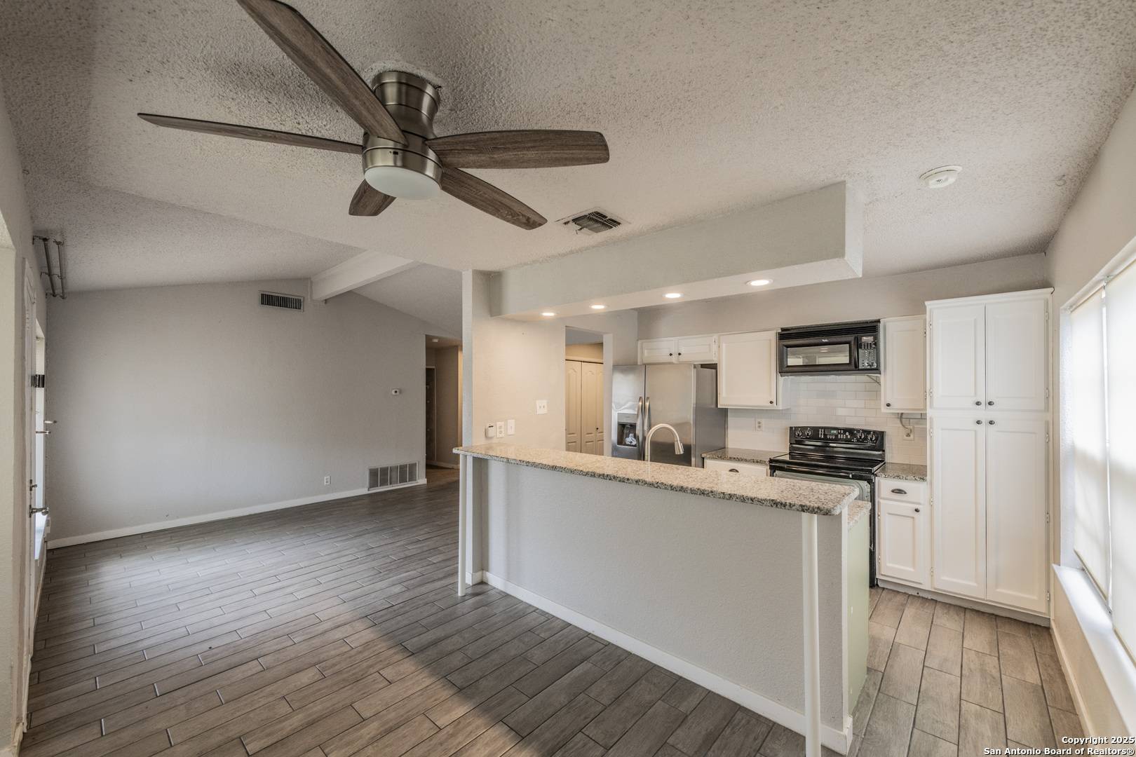 San Antonio, TX 78249,11618 Spring Trail St