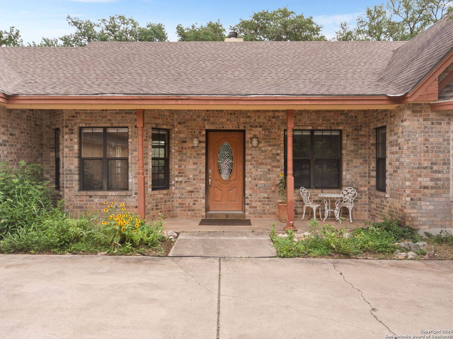 Boerne, TX 78015,405 Sandy Oaks
