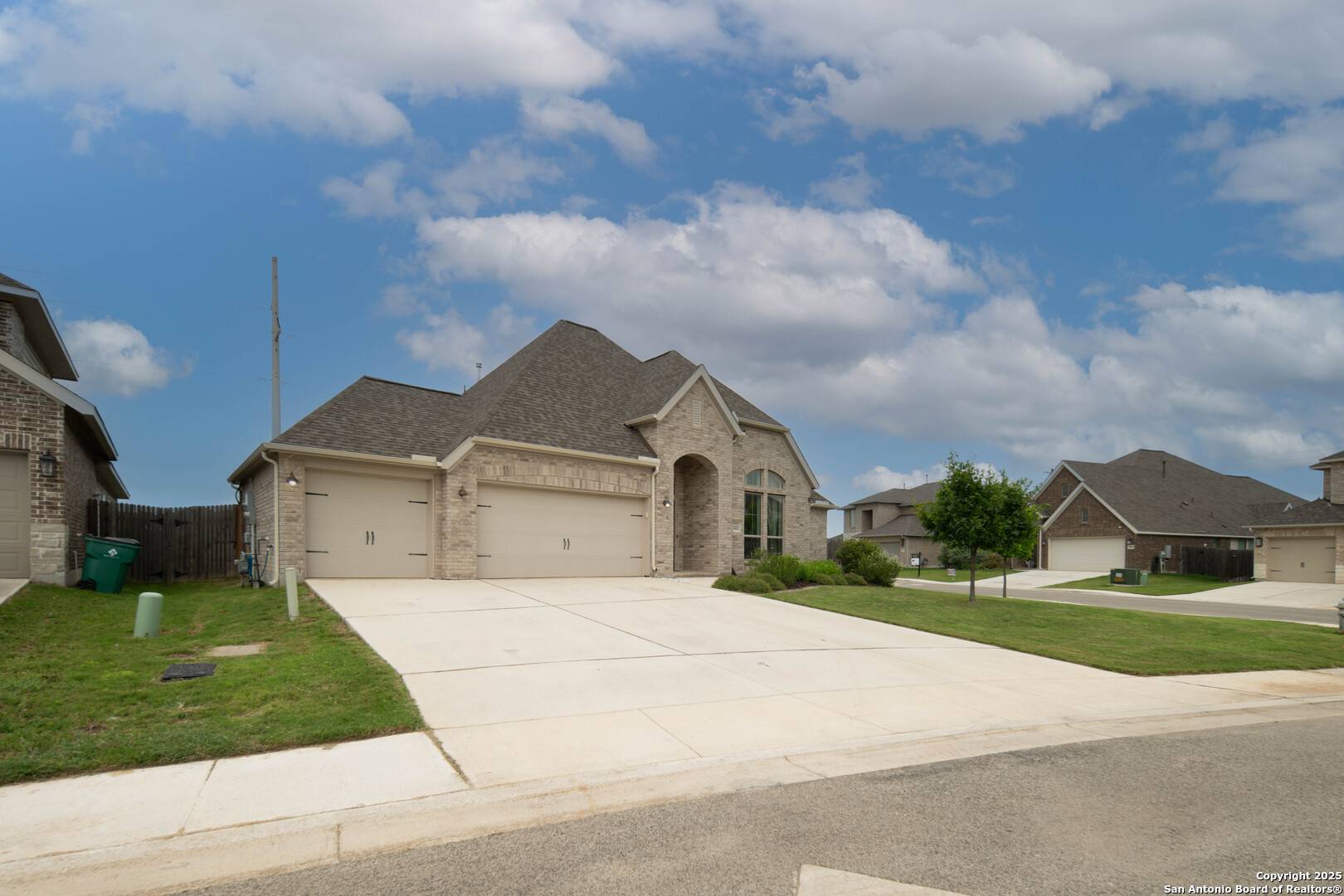 Seguin, TX 78155,1900 Edgecreek