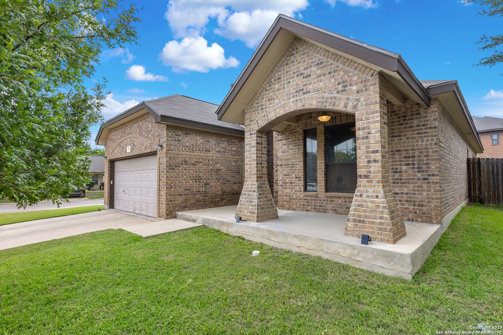 Helotes, TX 78023,9815 Leubeck Ranch