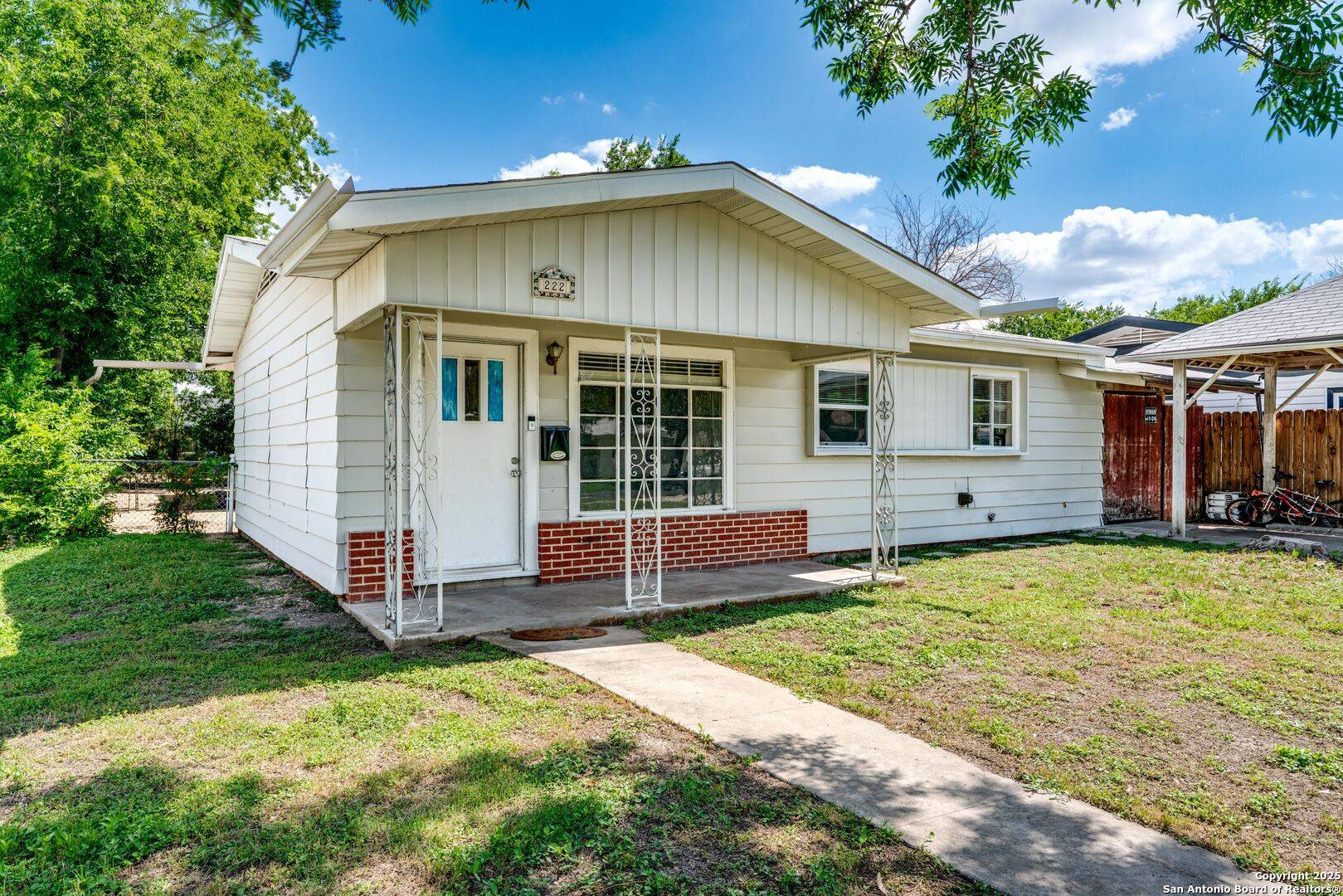 San Antonio, TX 78213,222 Laurelwood