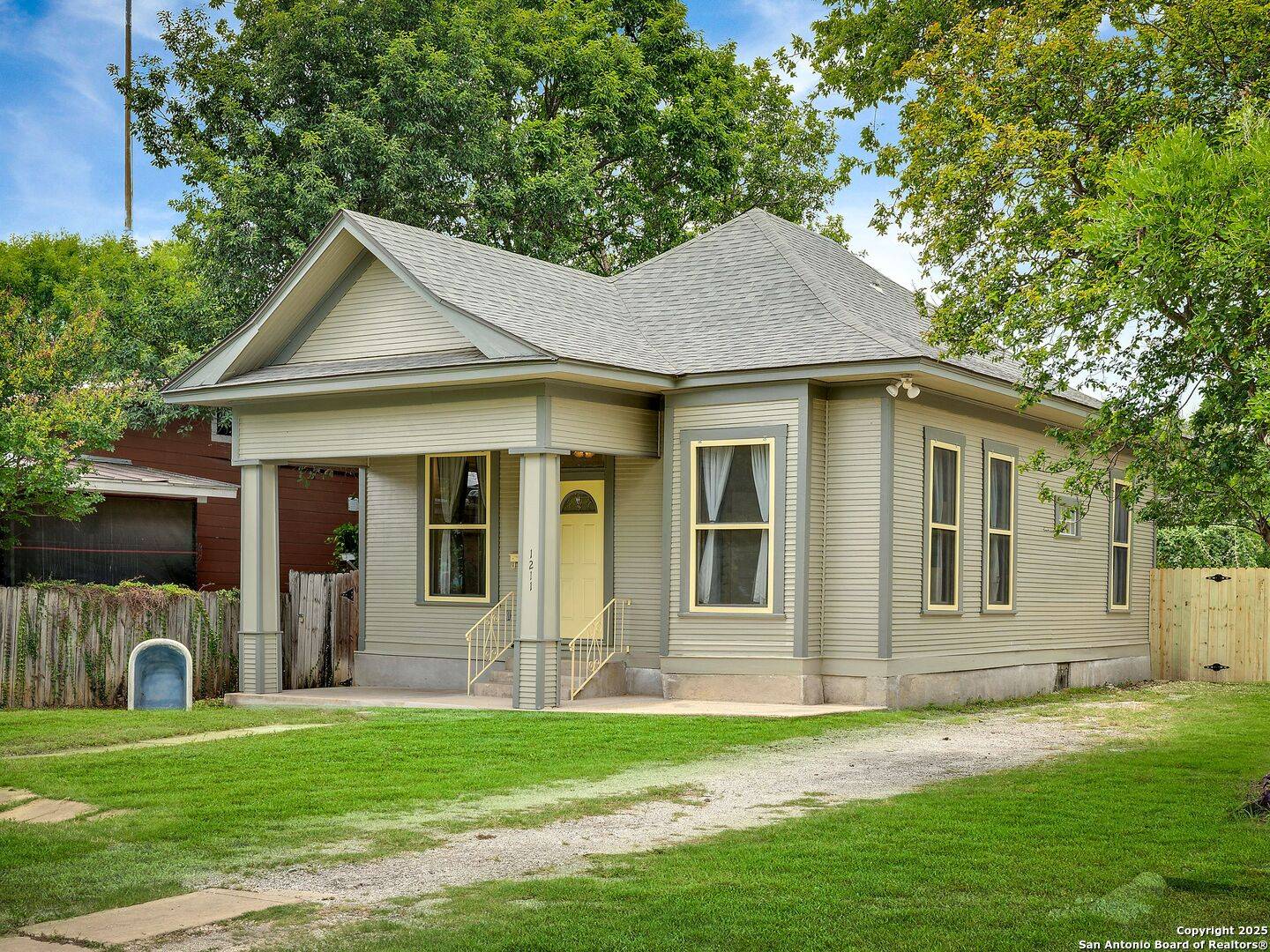 San Antonio, TX 78201,1211 Magnolia Ave