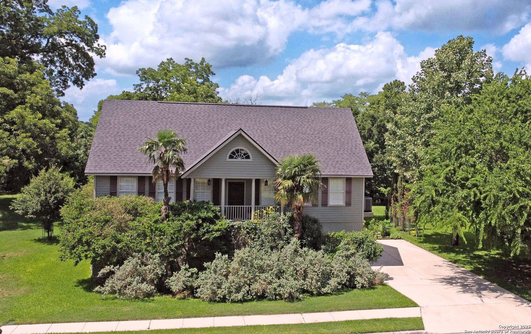 New Braunfels, TX 78130,325 Fair