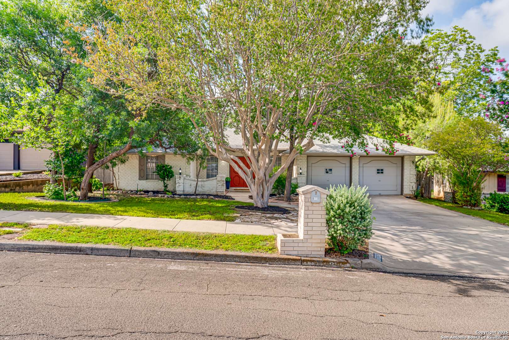 San Antonio, TX 78240,6830 Forest Haven