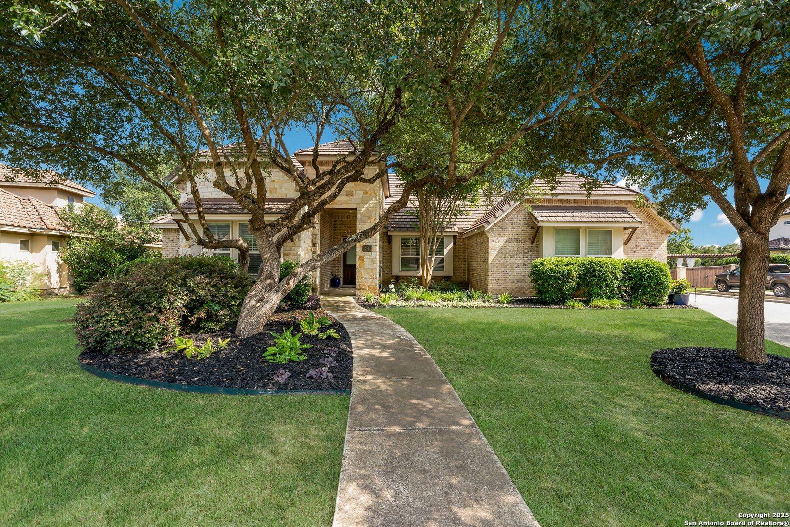 Shavano Park, TX 78231,314 Regent Cir