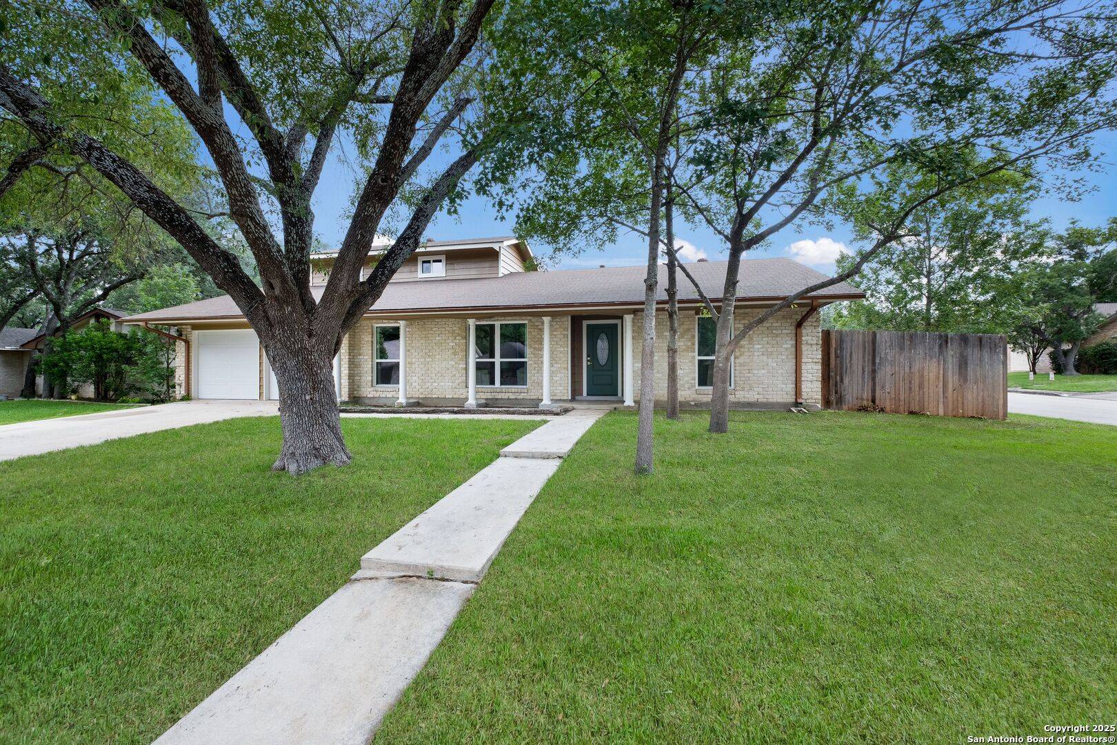San Antonio, TX 78232,1203 Weeping Willow