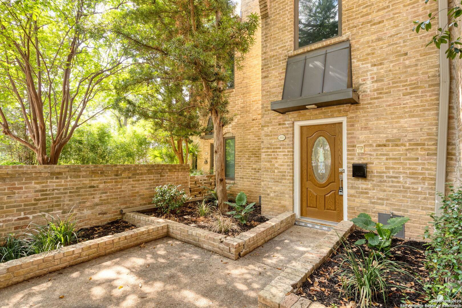 San Antonio, TX 78209,205 CHICHESTER UNIT 16