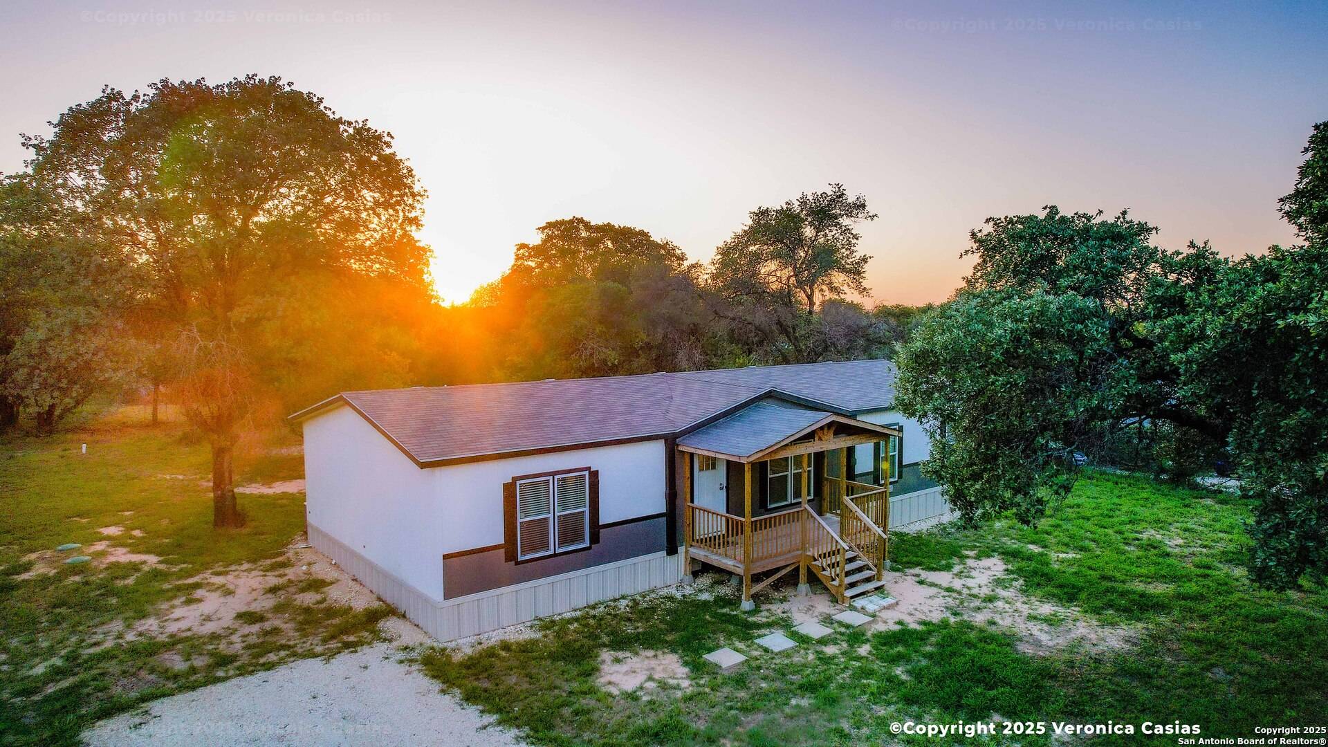 Lytle, TX 78052,336 County Rd 6846