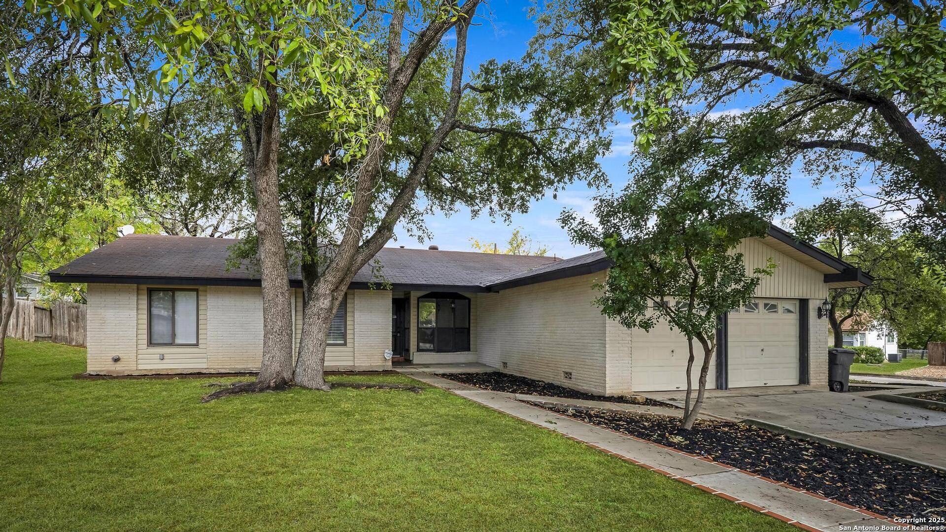 San Antonio, TX 78240,5607 Edie Adams