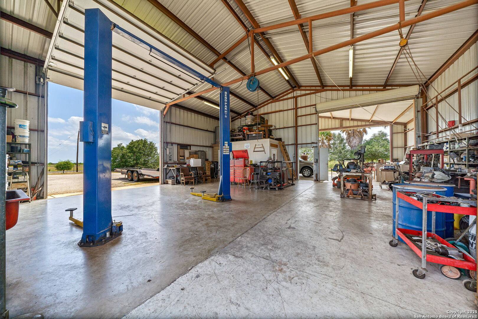 Natalia, TX 78052,1422 FM 2790