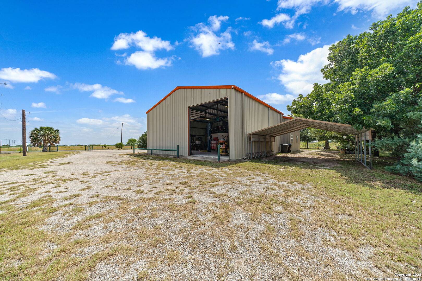 Natalia, TX 78052,1422 FM 2790