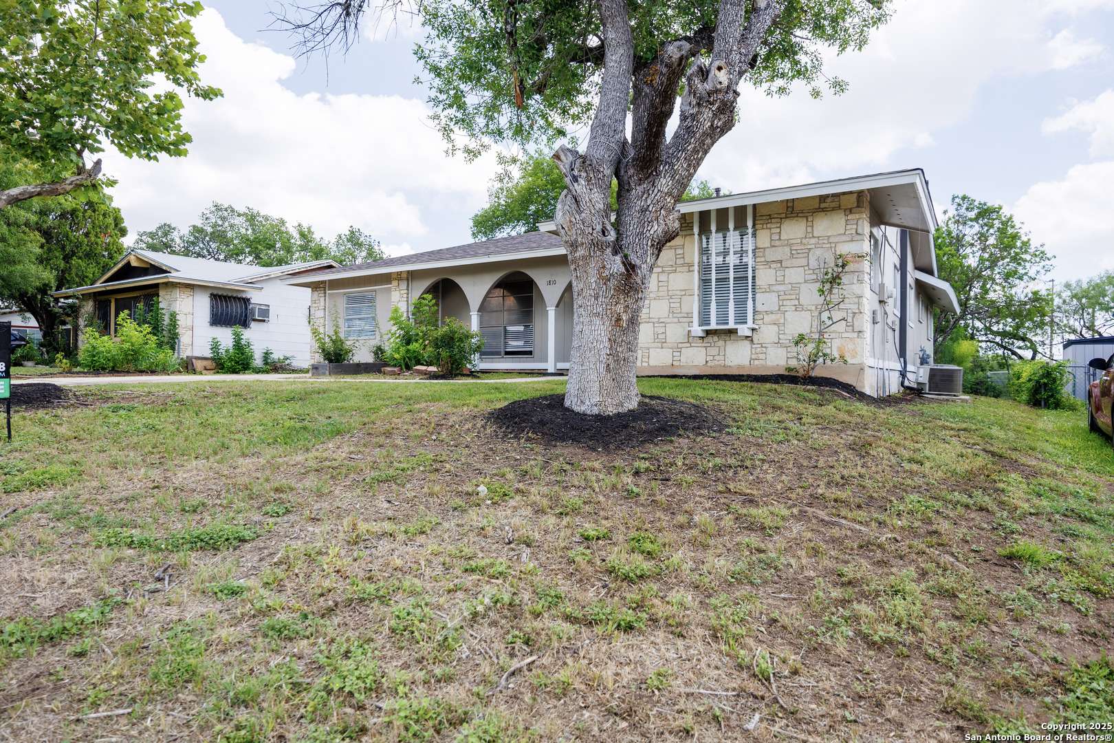 San Antonio, TX 78228,1810 Laven