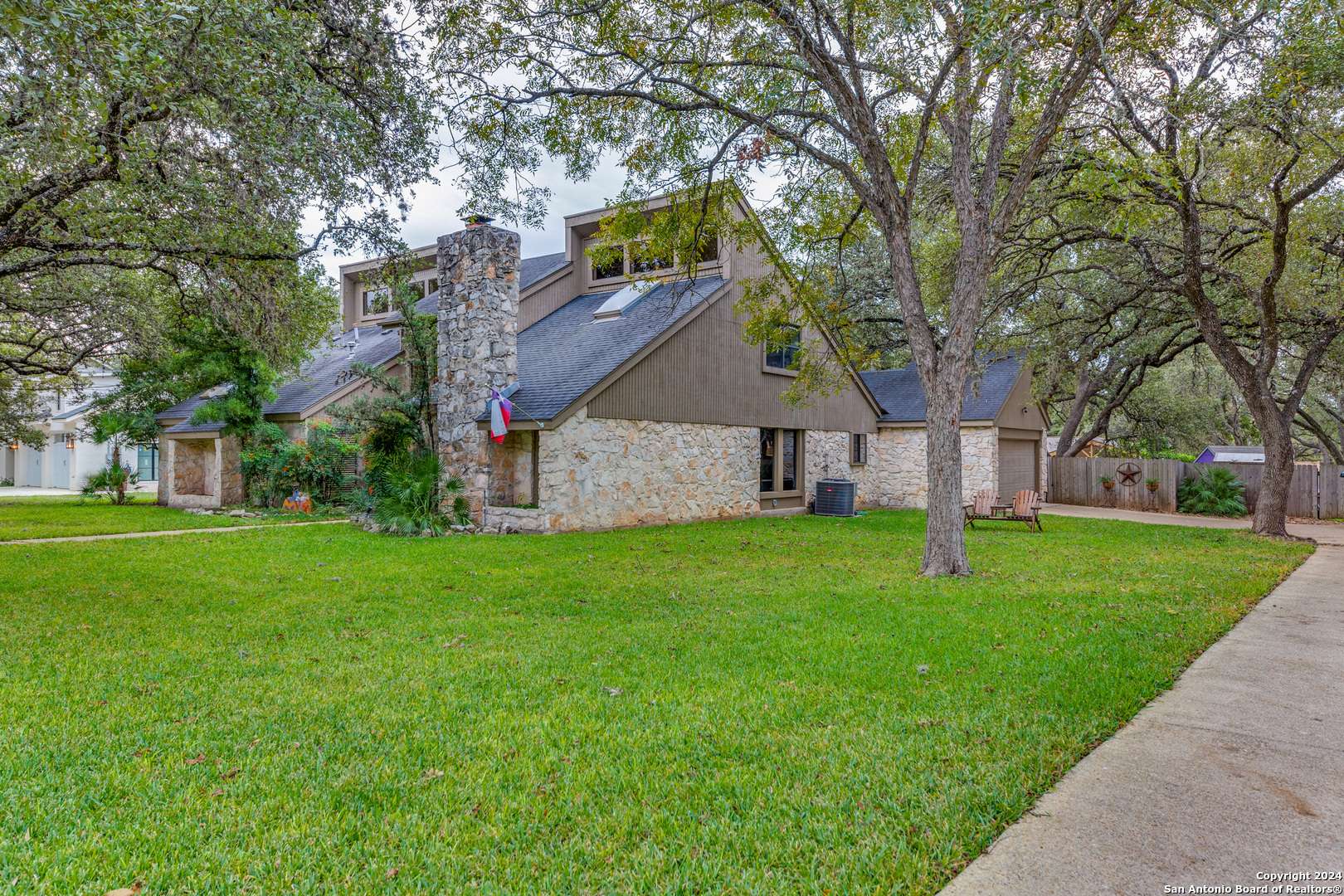 Hollywood Park, TX 78232,212 Sagecrest