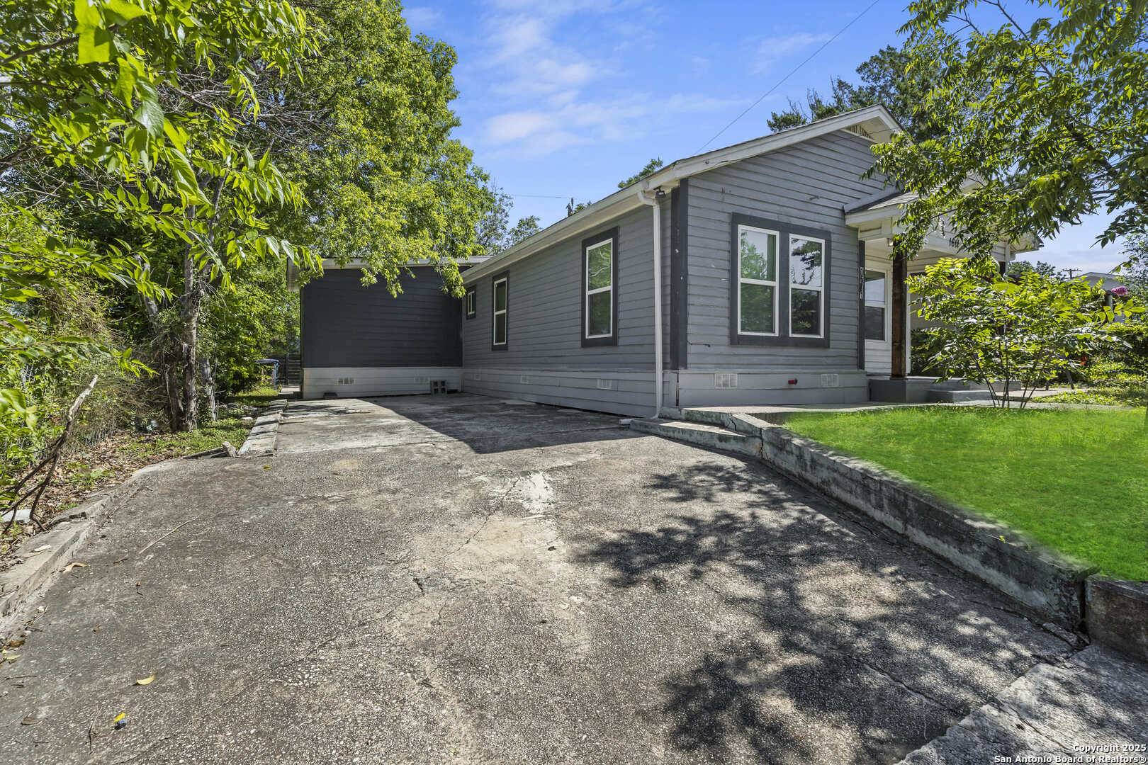 San Antonio, TX 78208,1611 Carson