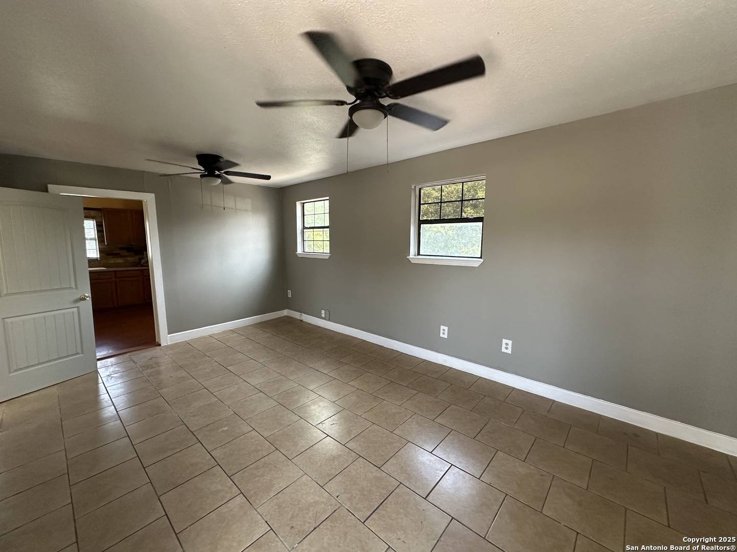 San Antonio, TX 78210,955 Steves