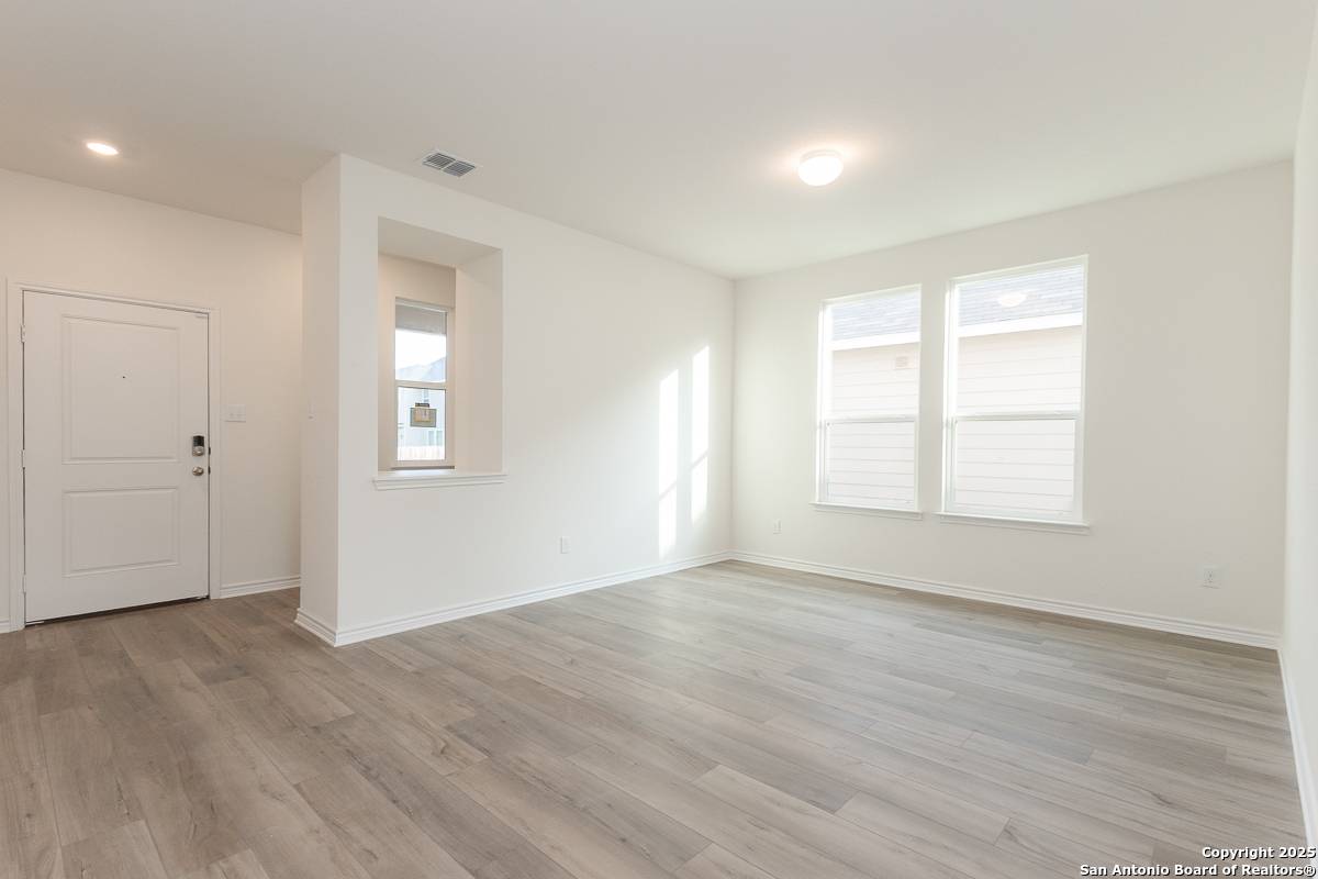 San Antonio, TX 78253,8011 Vireo Place