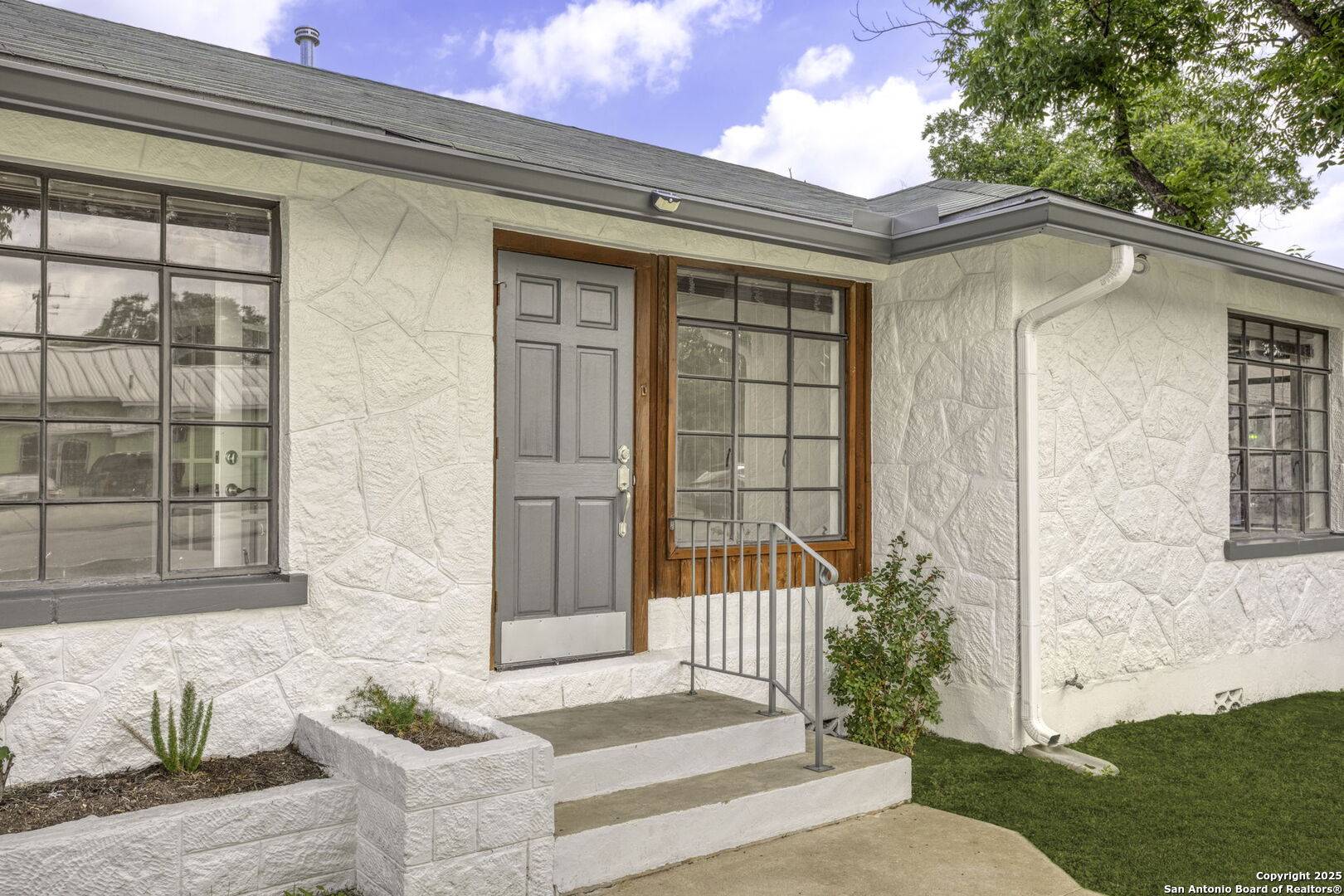 San Antonio, TX 78212,5600 San Pedro Ave