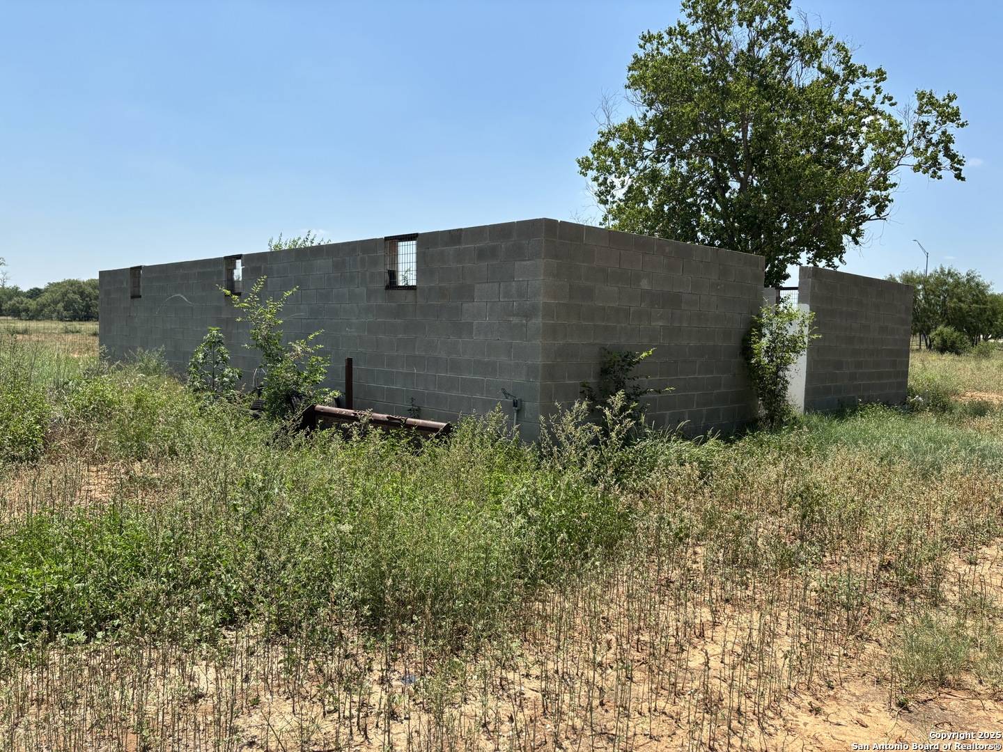 Von Ormy, TX 78073,15704 Moore