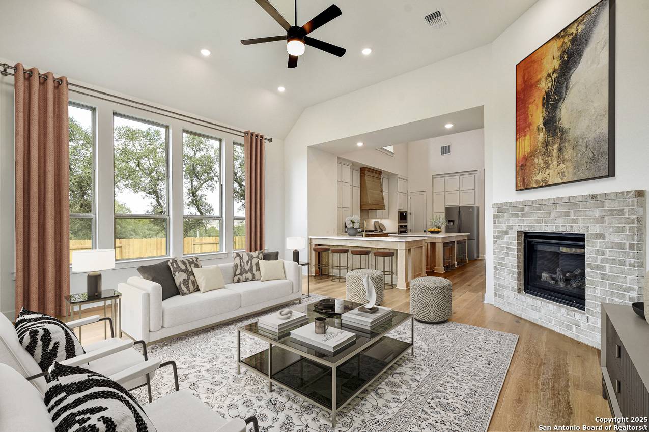 San Marcos, TX 78666,125 cherokee sedge