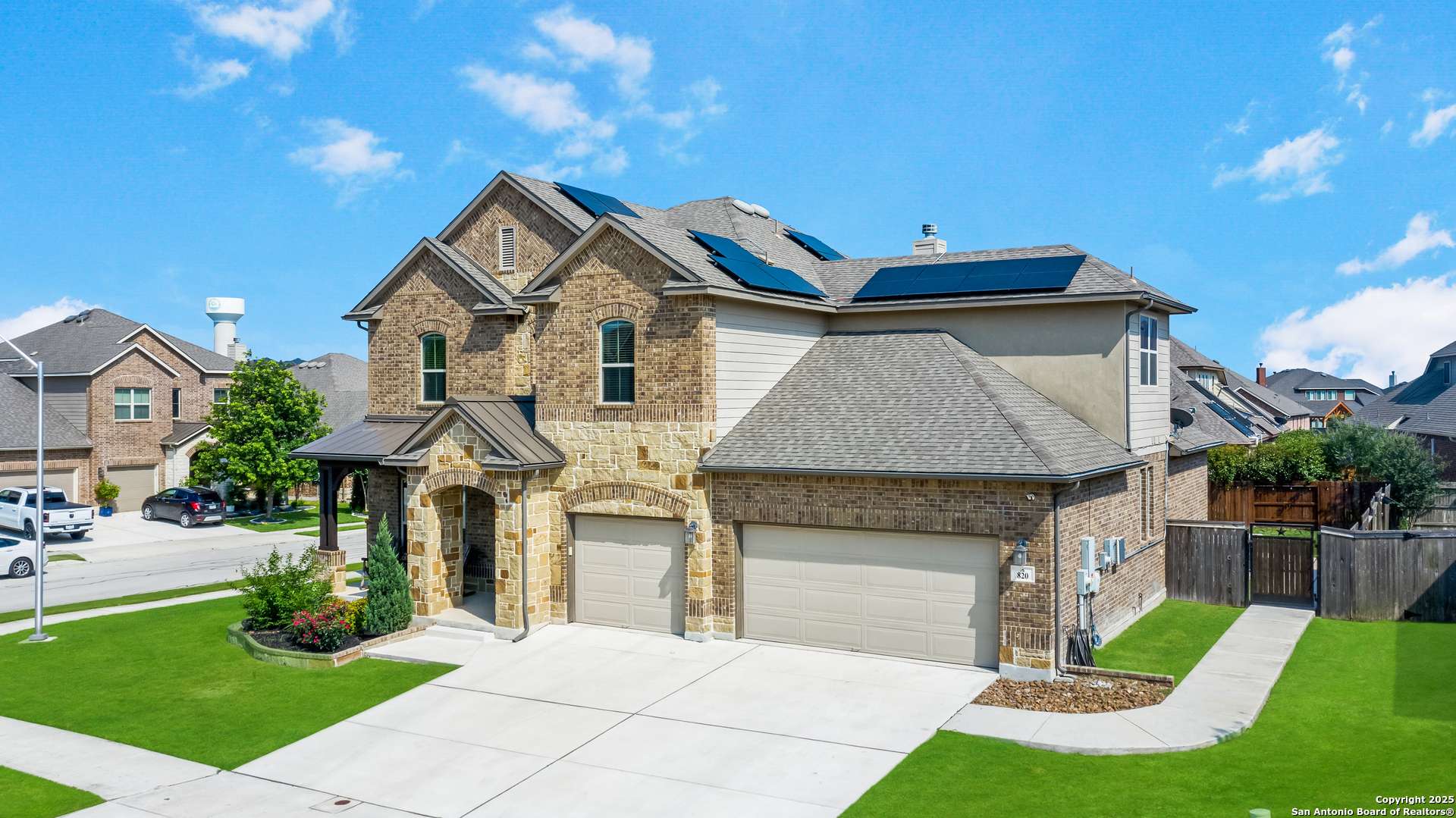 Cibolo, TX 78108,820 La Luna