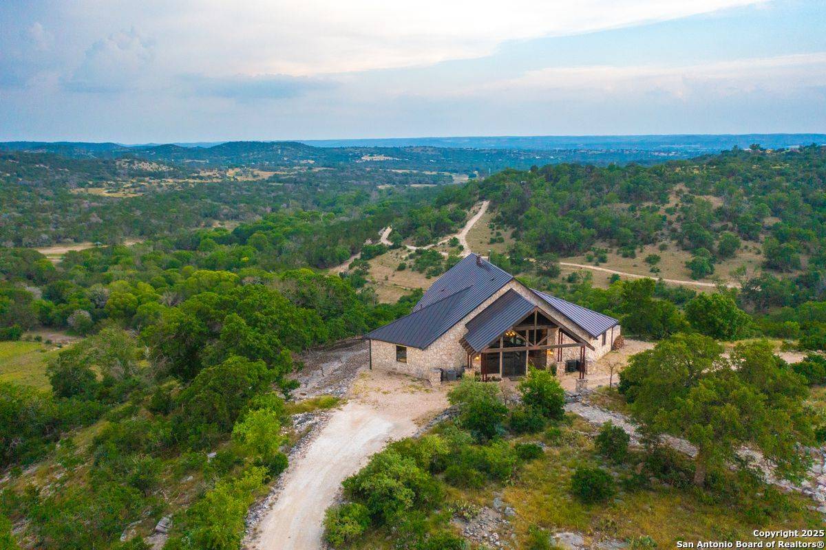Comfort, TX 78013,225 Valley View Rd