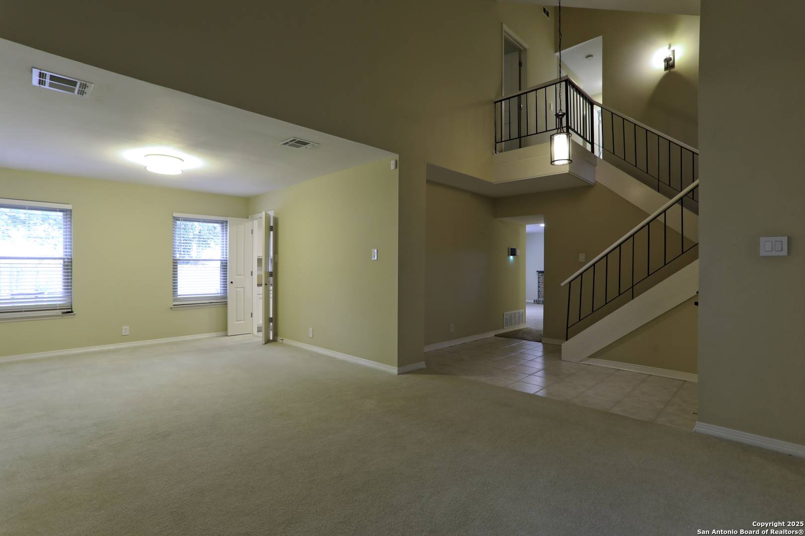 San Antonio, TX 78250,8406 Timber Crest