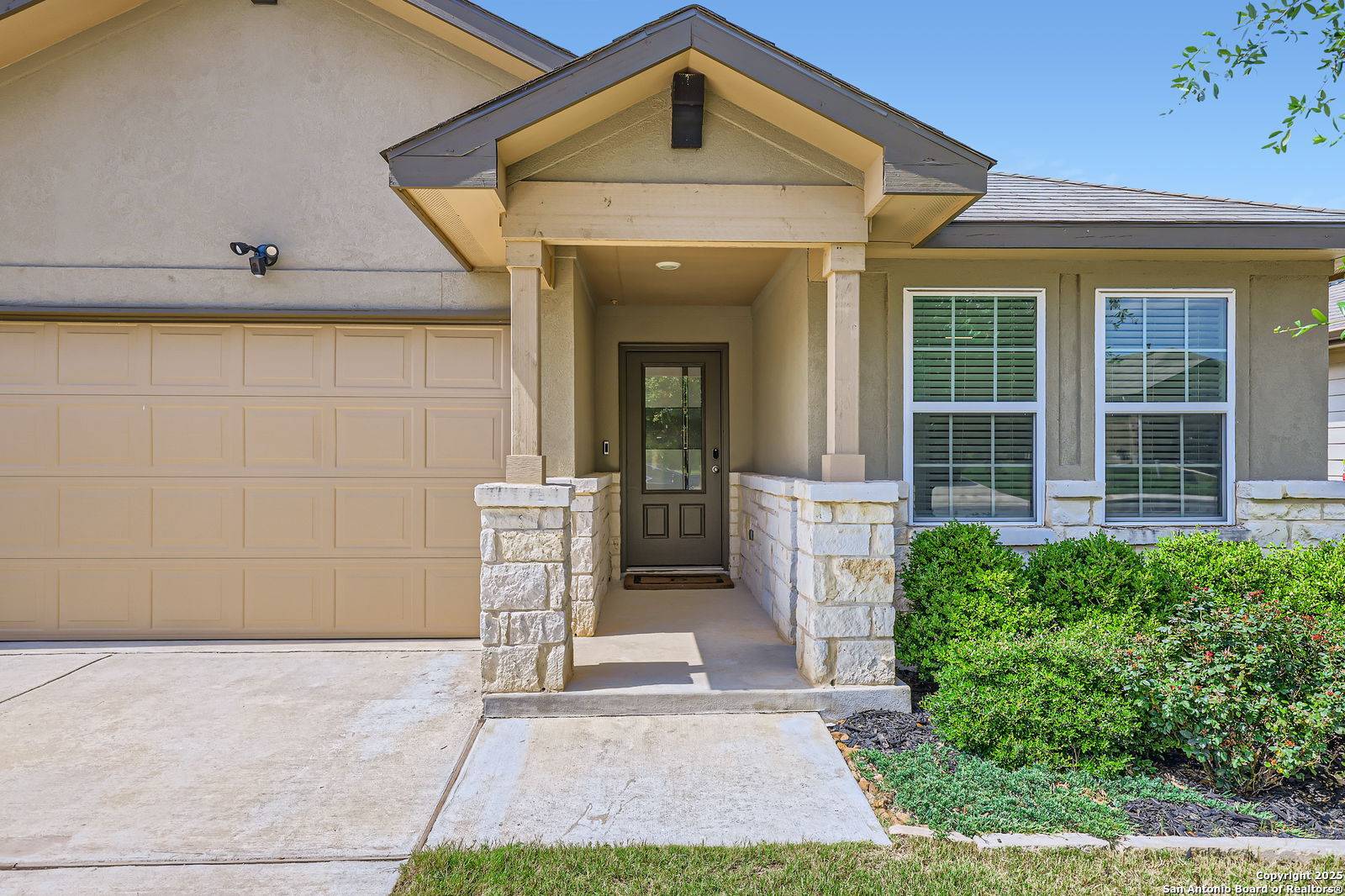 San Antonio, TX 78261,4814 Forward Swing