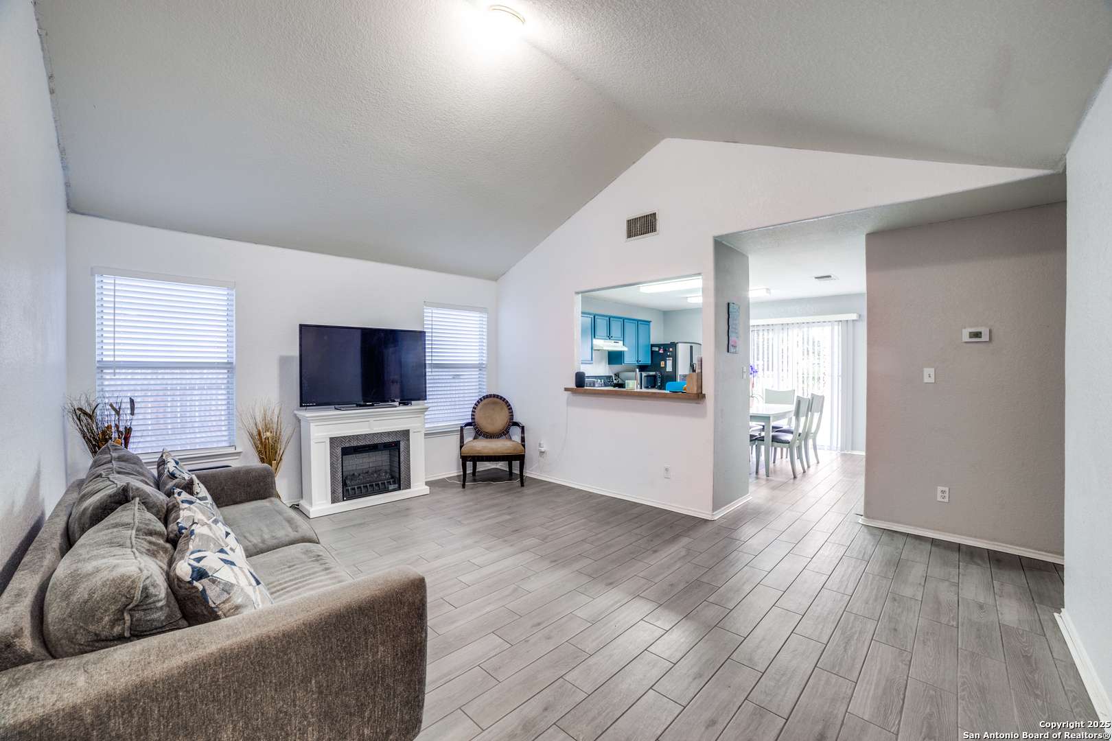 San Antonio, TX 78227,2111 Clear Ct