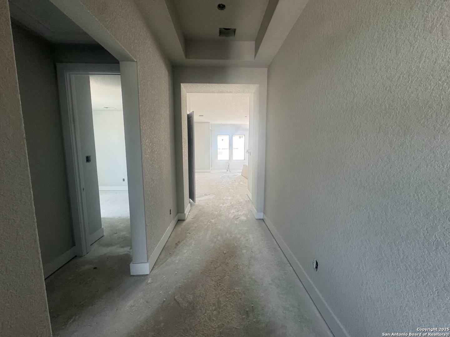 Castroville, TX 78009,193 Mountain Oak