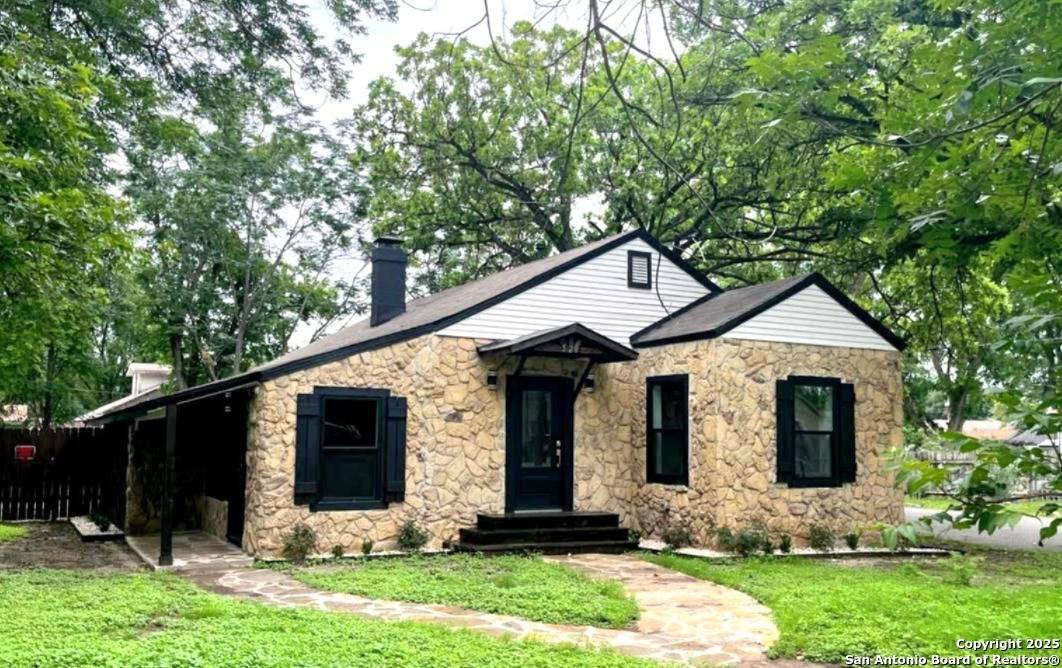 San Antonio, TX 78201,520 Frost