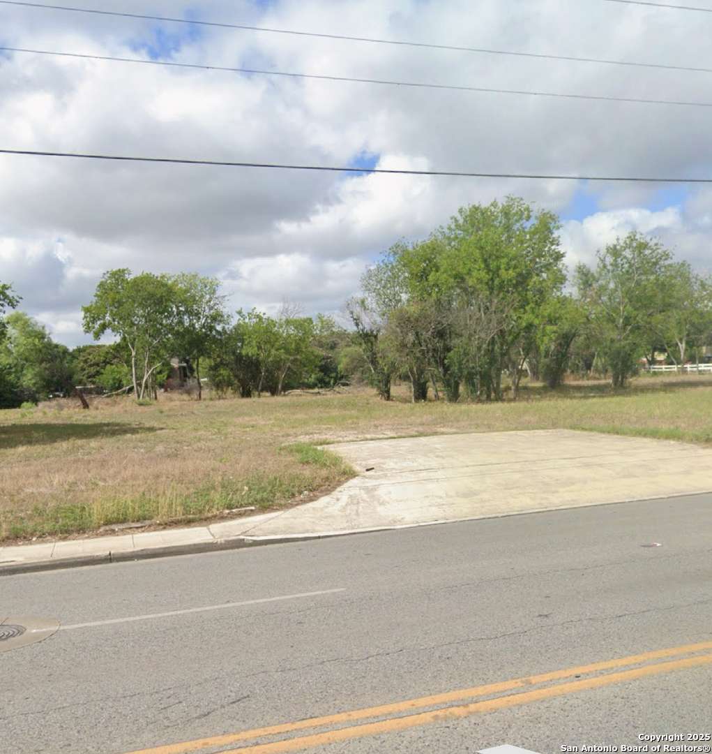 San Antonio, TX 78218,3602 Eisenhauer