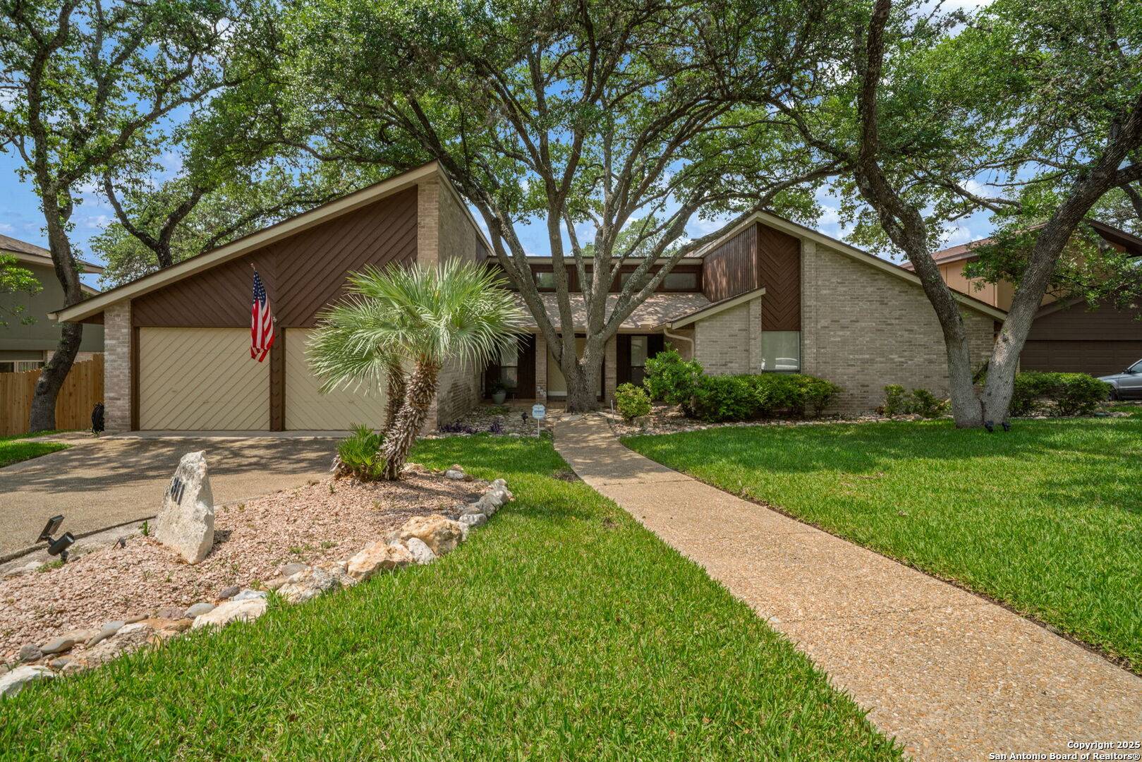 San Antonio, TX 78232,811 Sherman Oak