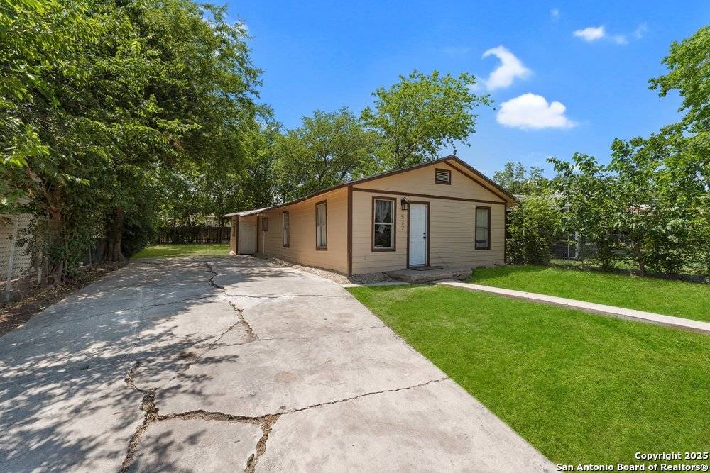 San Antonio, TX 78228,537 San Gabriel