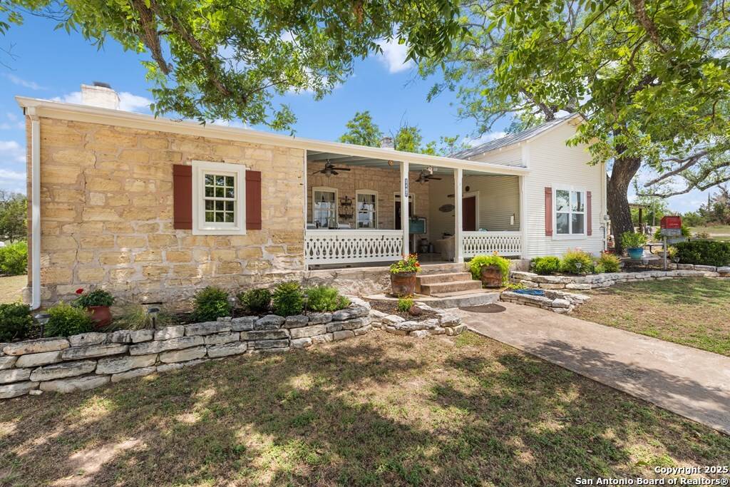 Fredericksburg, TX 78624,1447 Royal Oaks Loop