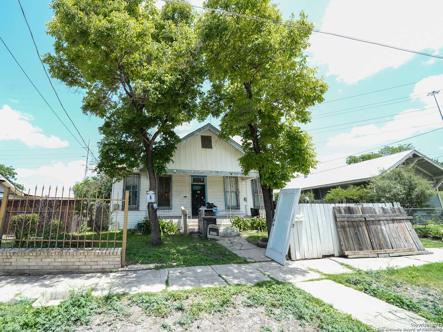 San Antonio, TX 78210,607 mckinley