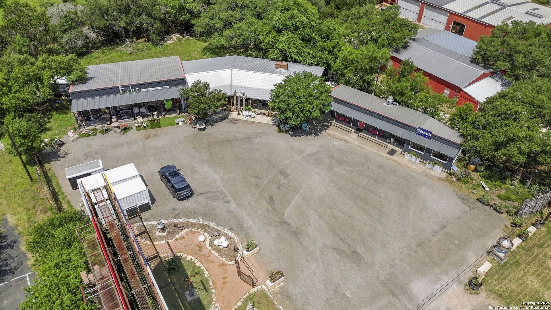 Blanco, TX 78606,1725 S US Hwy 281