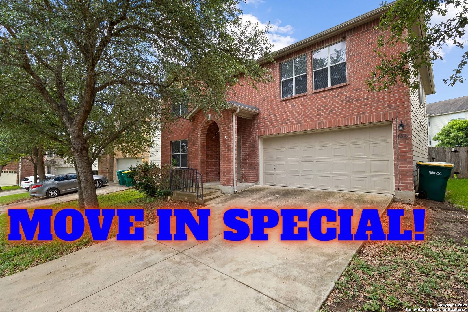 Live Oak, TX 78233,6818 Crest Place