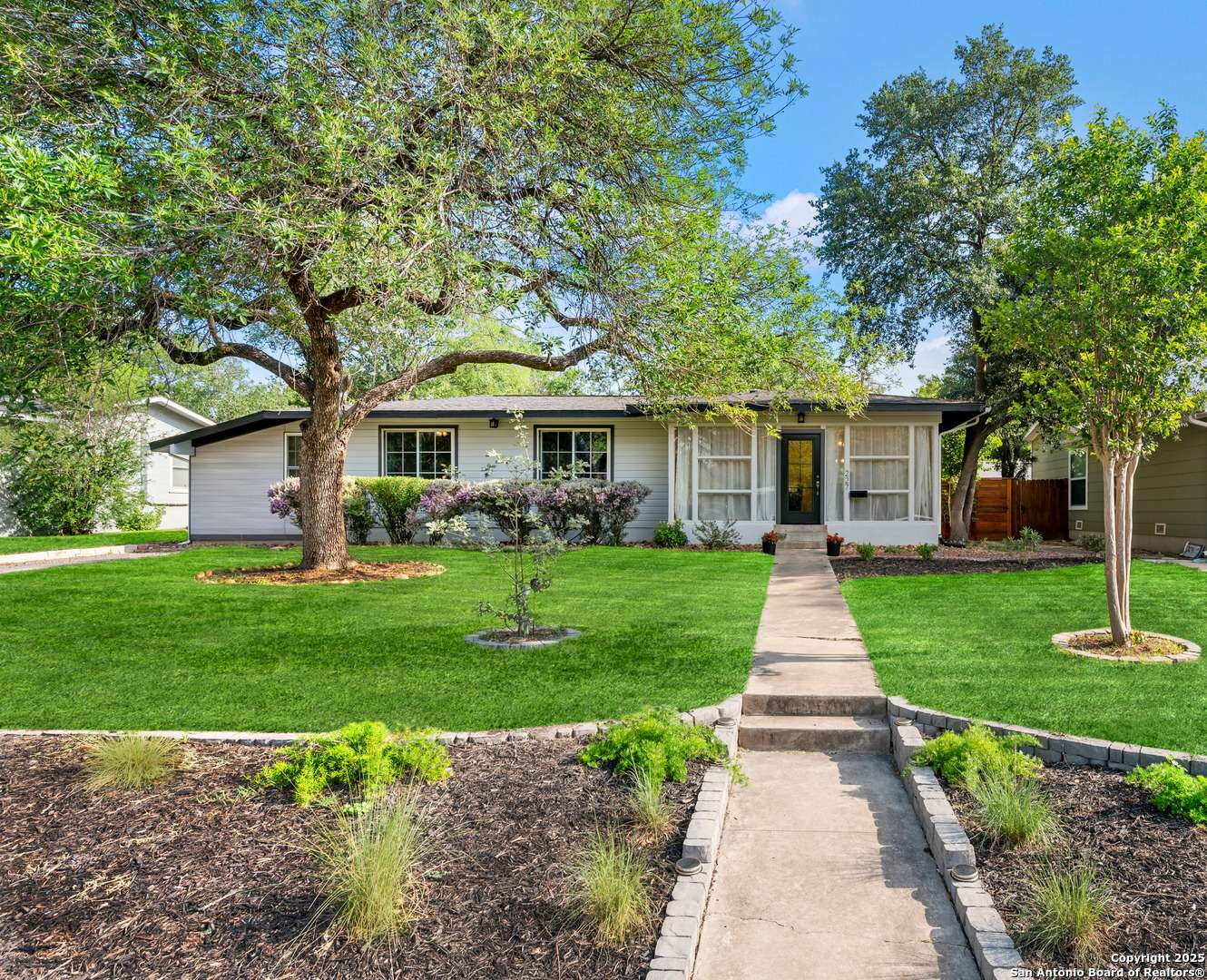 San Antonio, TX 78209,227 Devonshire