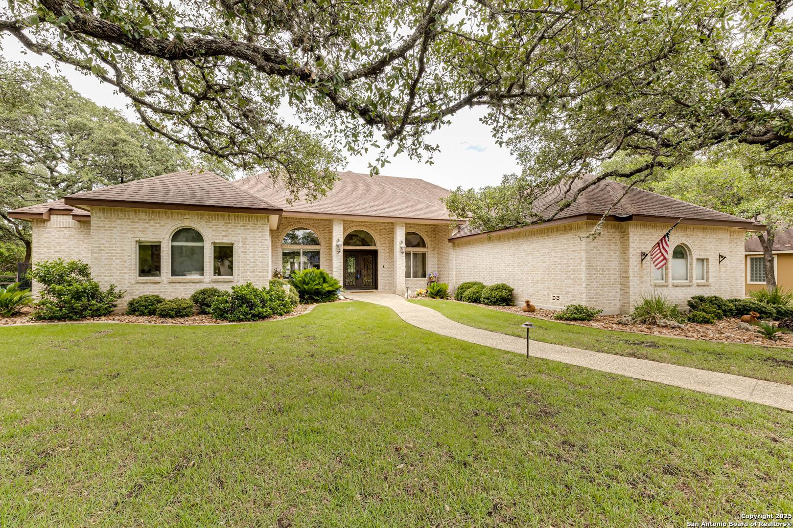 Boerne, TX 78015,31011 Keeneland Dr.