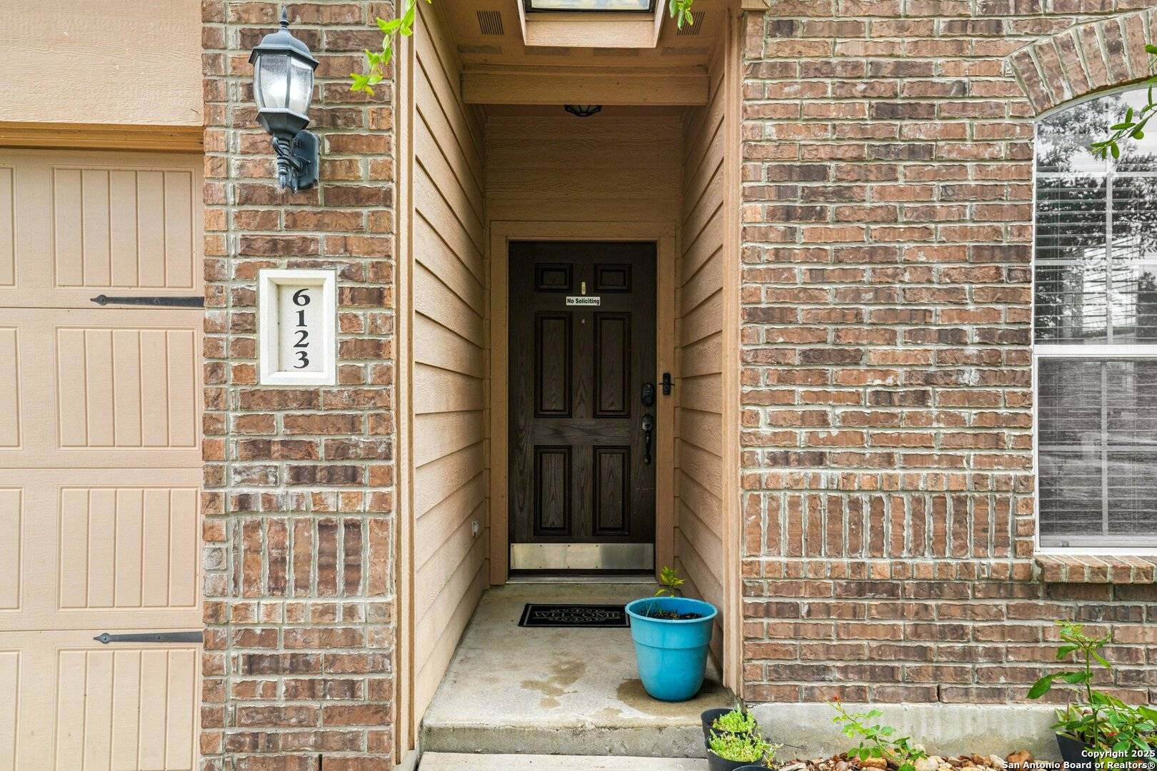 San Antonio, TX 78222,6123 Foster Mill