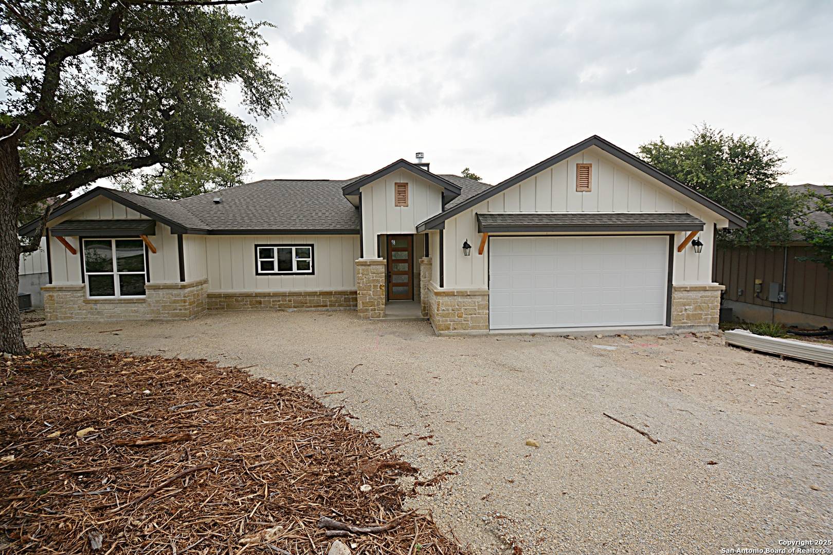 Fischer, TX 78623,1513 Redwood